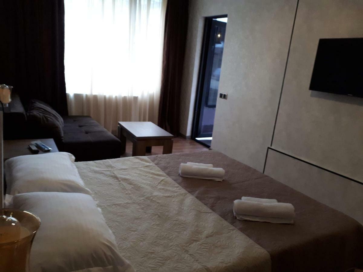 House Lia Hotel Borjomi Exterior photo